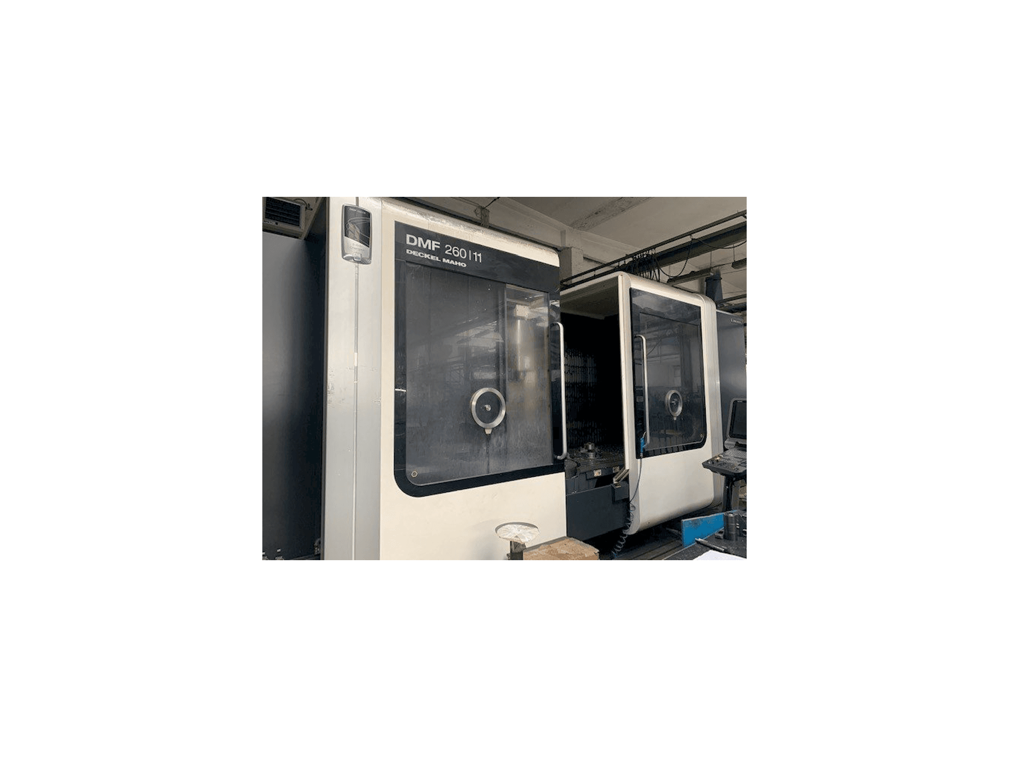 Вид станка DMG DMF 260 linear спереди