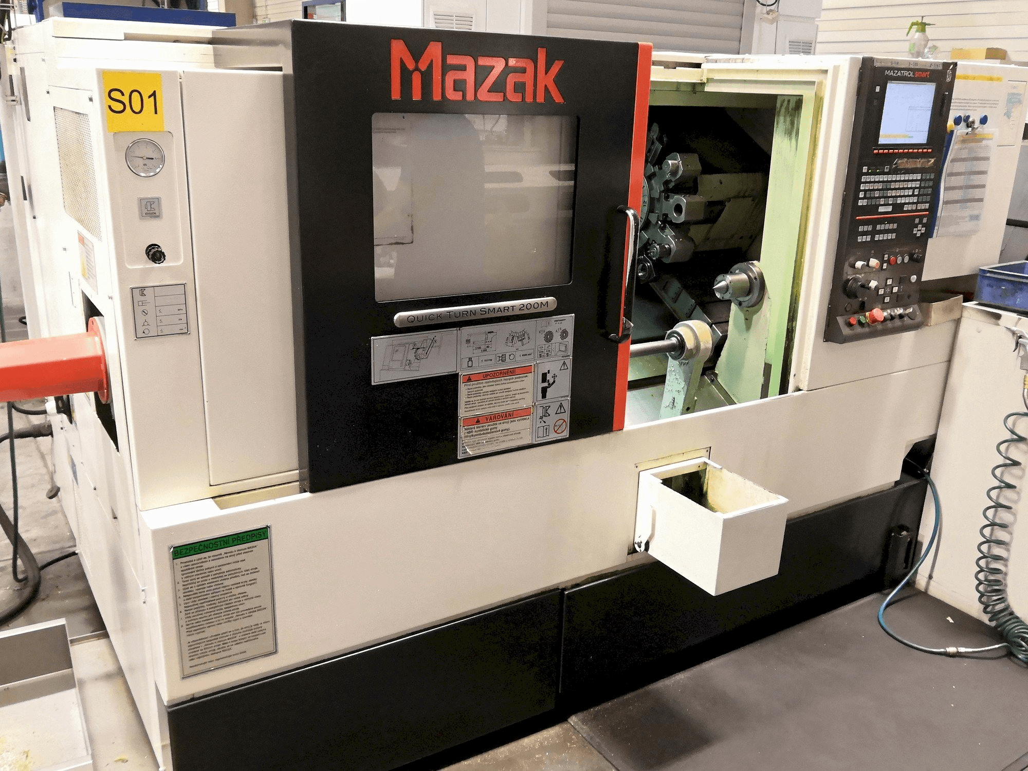 Вид станка Mazak Quick Turn Smart 200M спереди