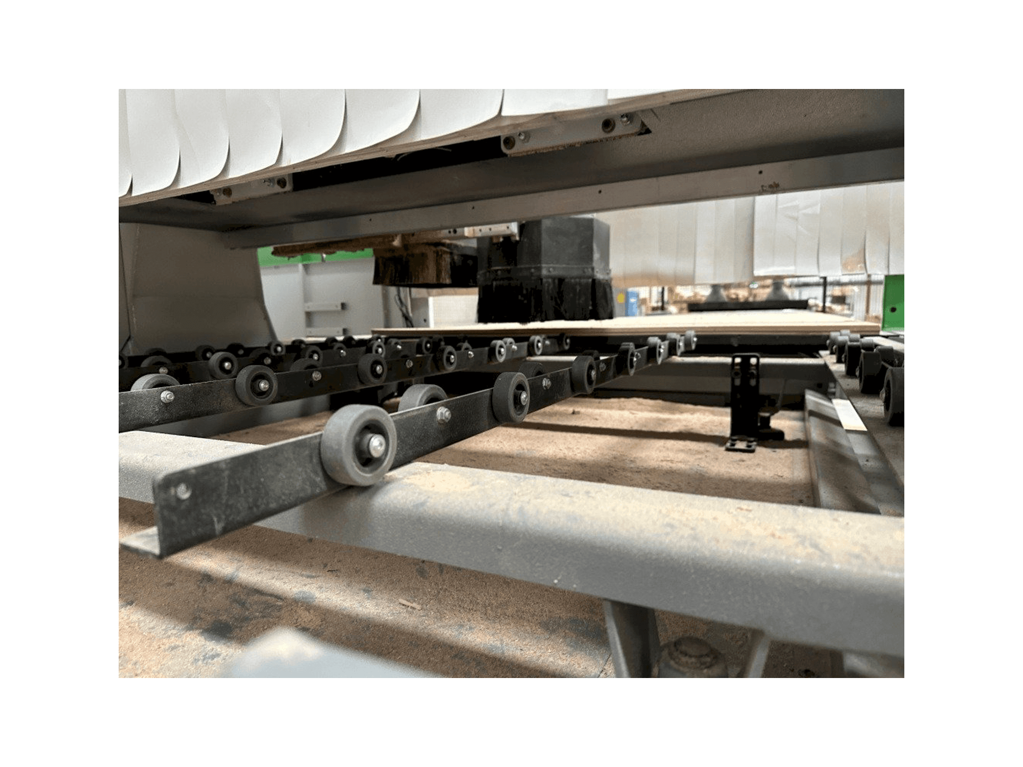 рабочее помещени BIESSE станка