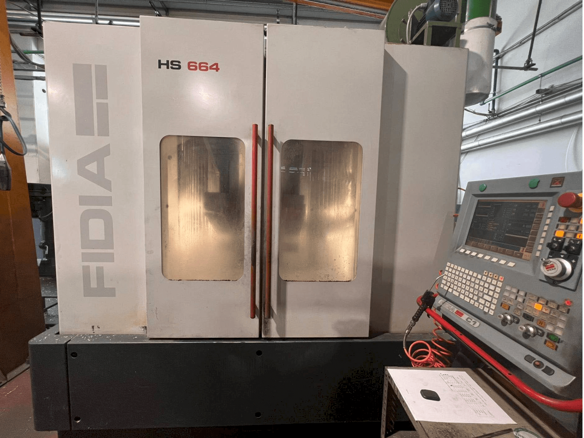 Вид станка Fidia HS 664 спереди