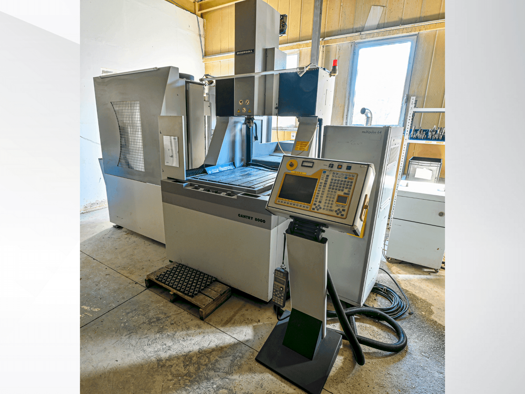 Вид станка OPS INGERSOLL Gantry 8000 спереди