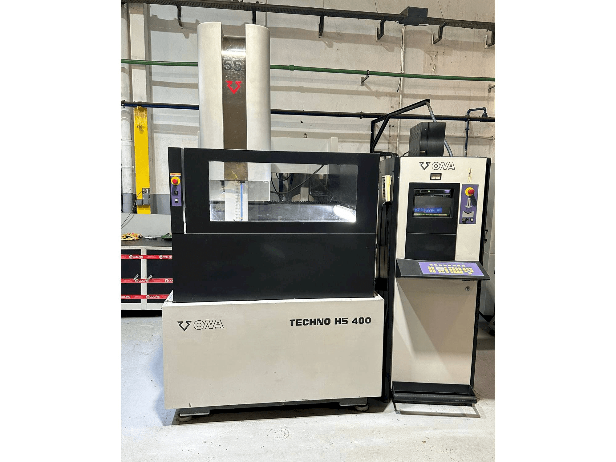 Вид станка ONA HS 400 спереди