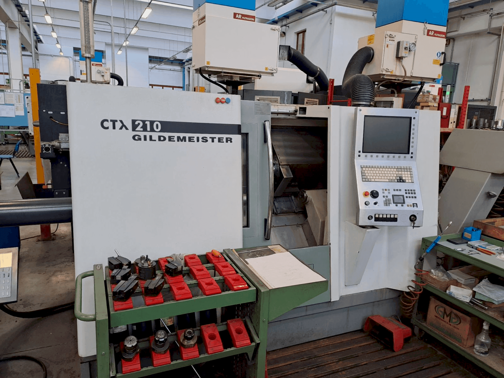 Вид станка Gildemeister CTX 210 спереди