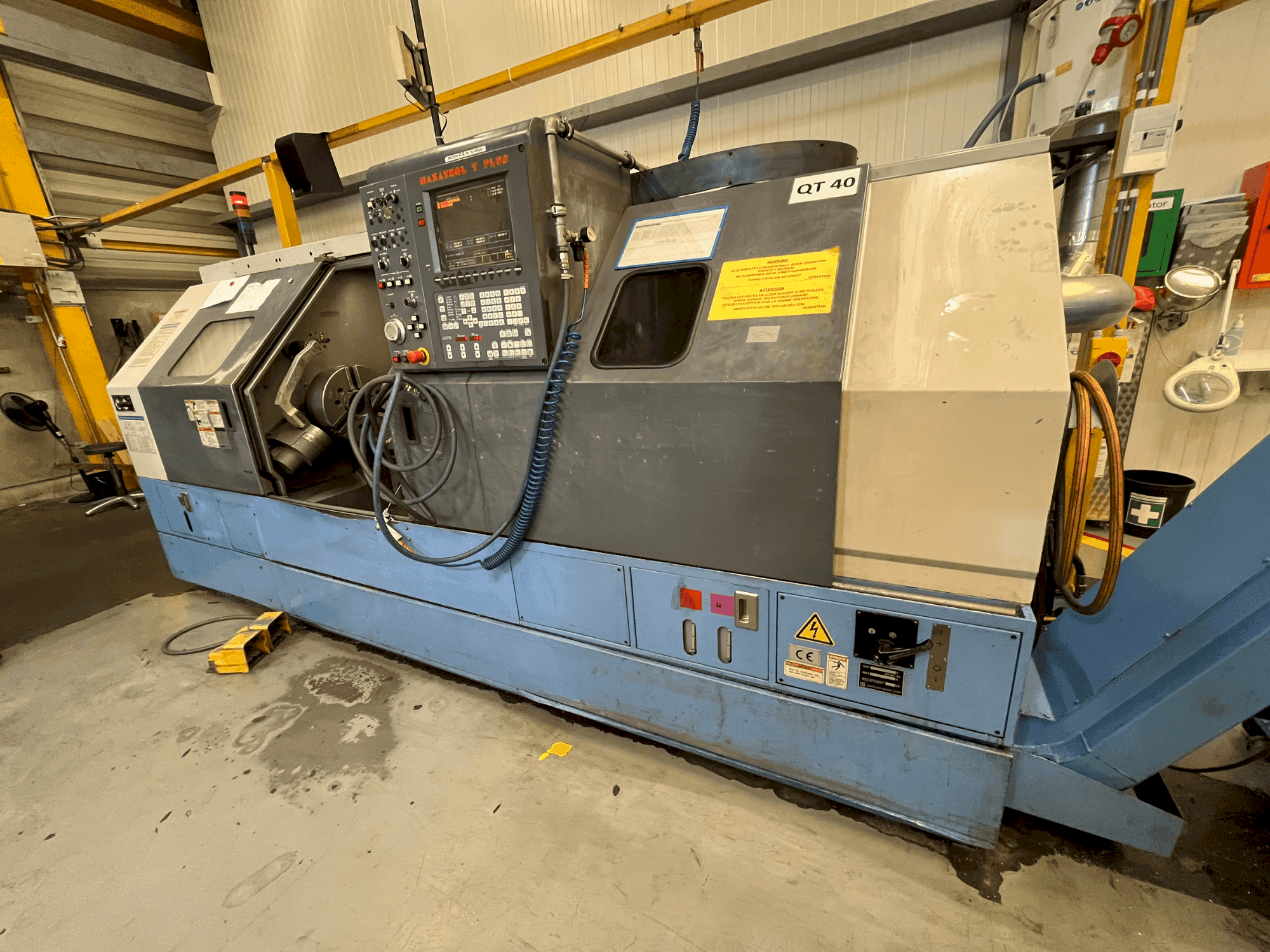 Вид станка Mazak QT-40 спереди
