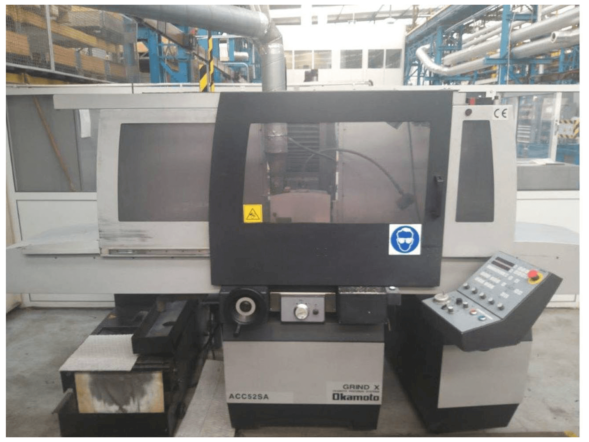 Вид станка OKAMOTO ACC 52SA спереди