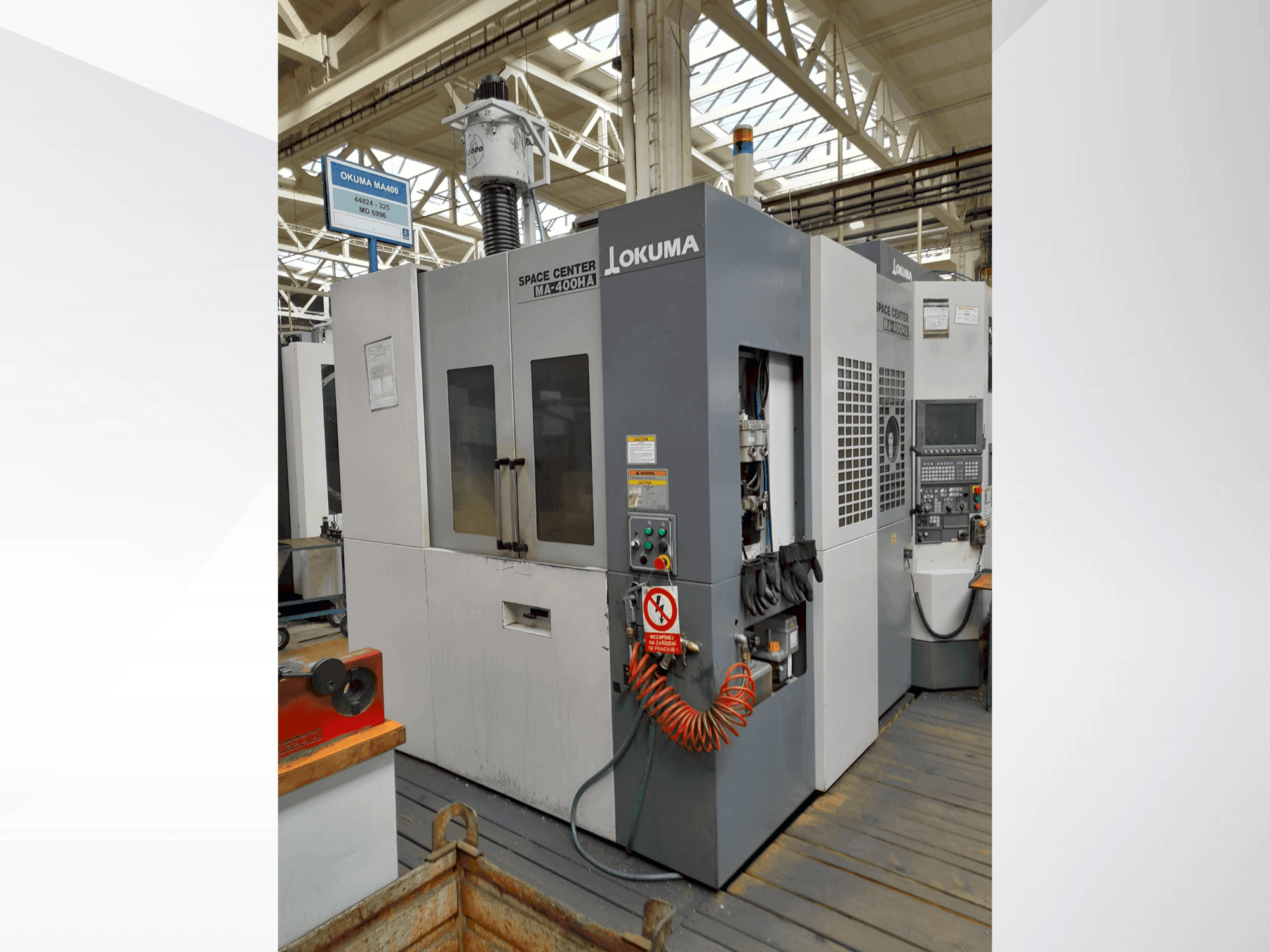 Вид станка Okuma MA-400HA спереди