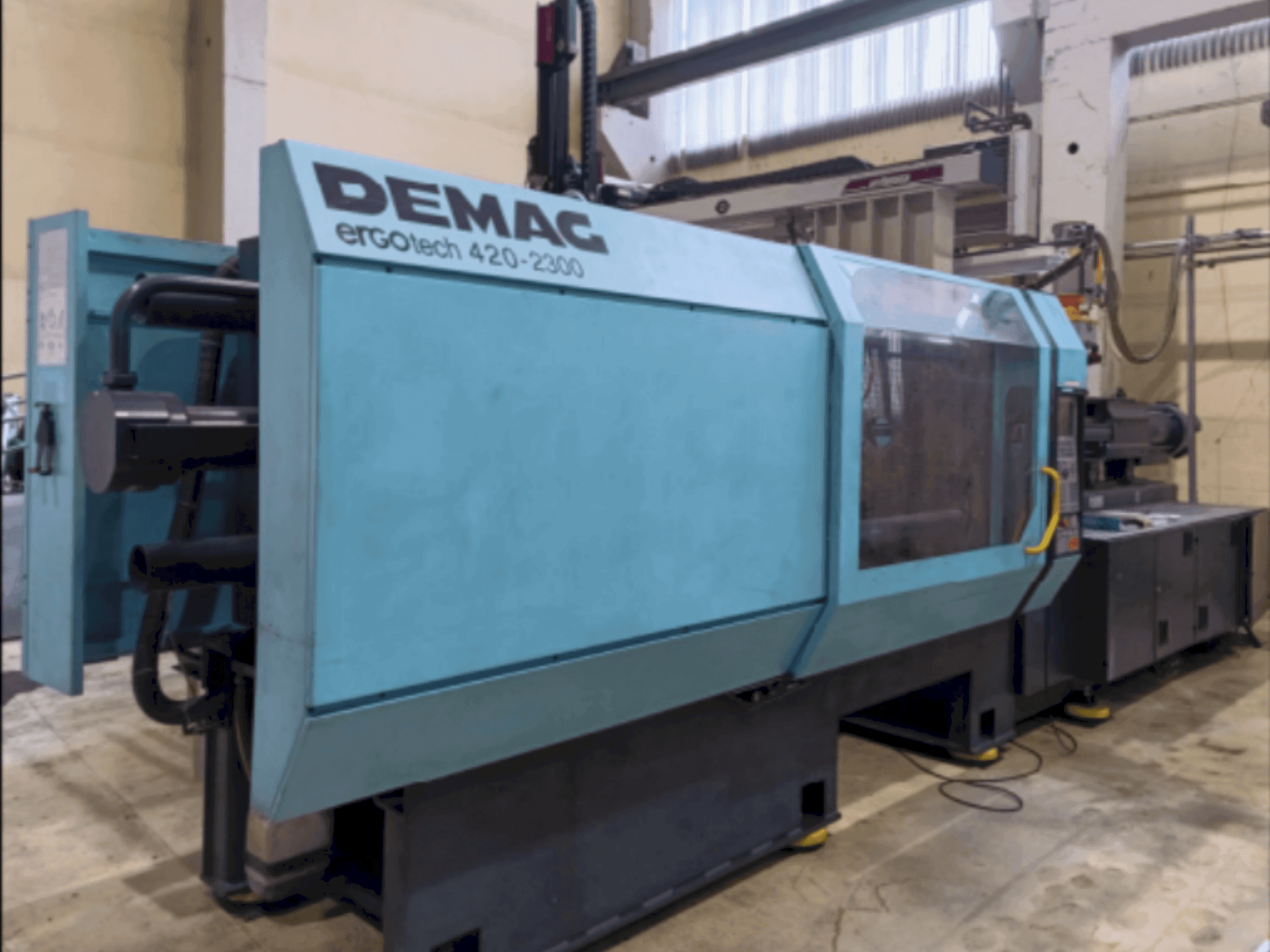 Вид станка DEMAG Ergotech 4200-2300 спереди