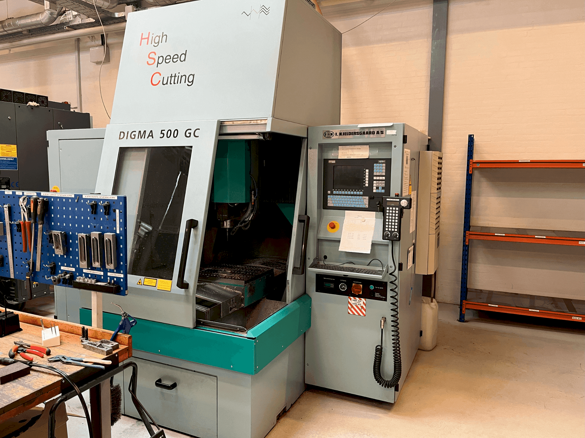 Вид станка DIGMA 500 GC спереди