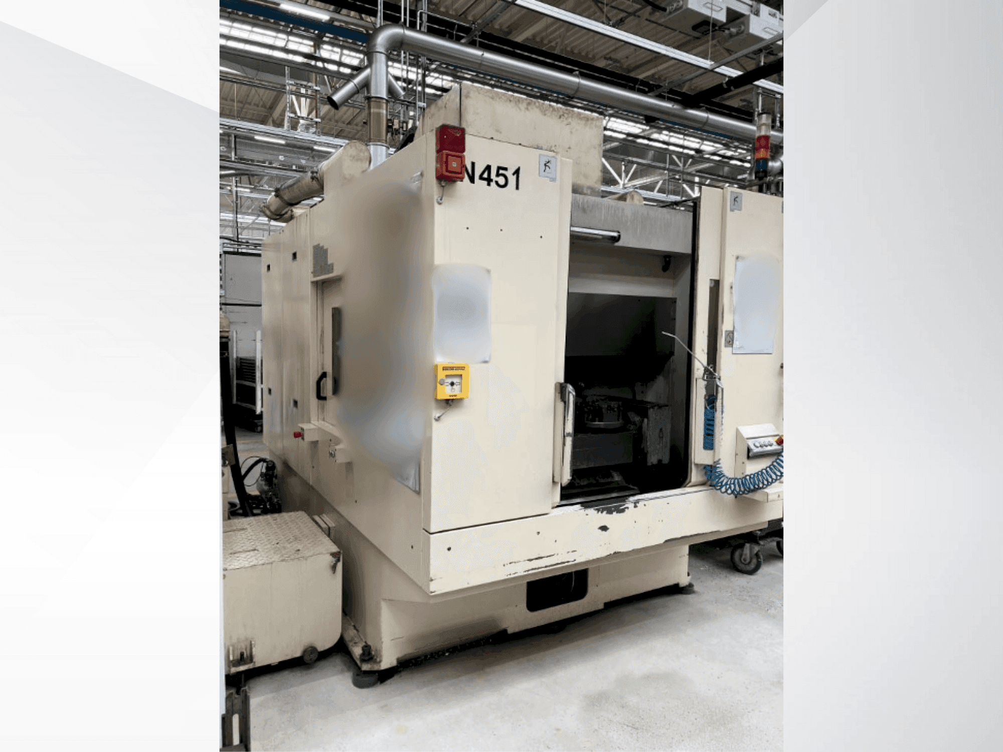 Вид станка CHIRON DZ 18 W спереди