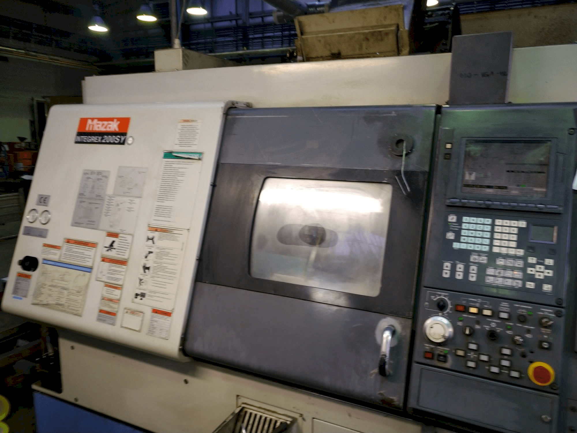 Вид станка с Mazak Integrex 200 SY правой стороны