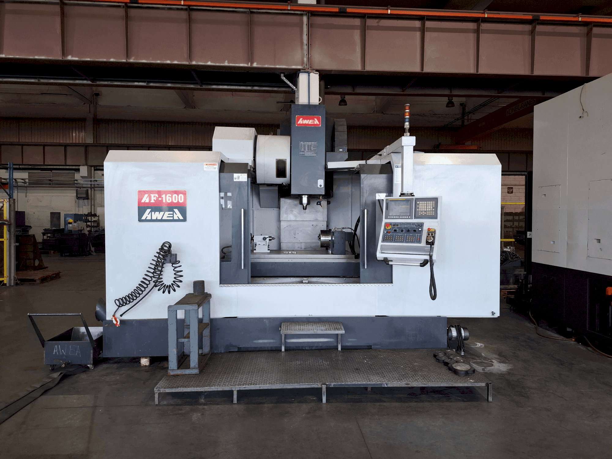 Вид станка AWEA AF-1600 спереди