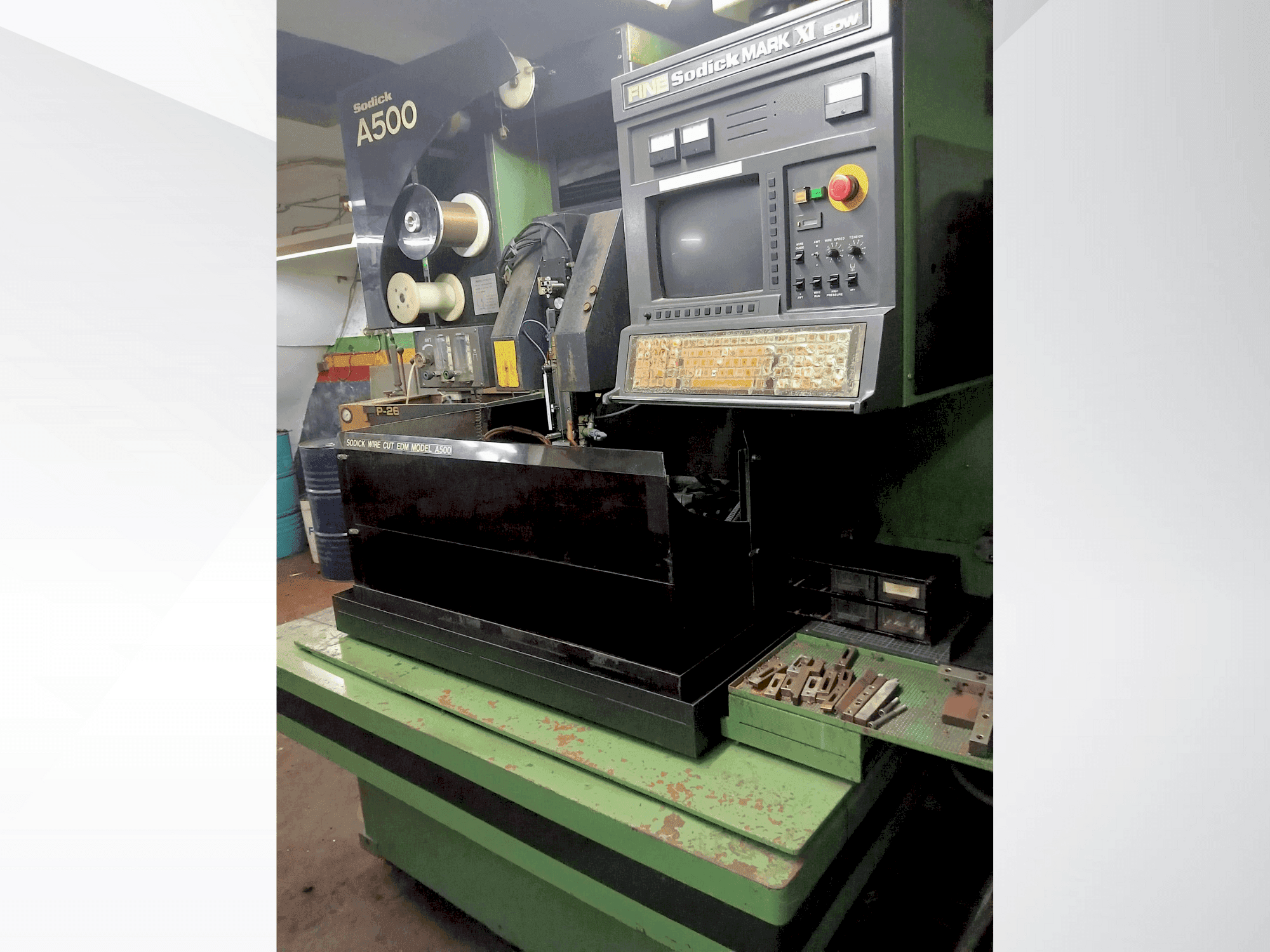 Вид станка Sodick A 500 спереди