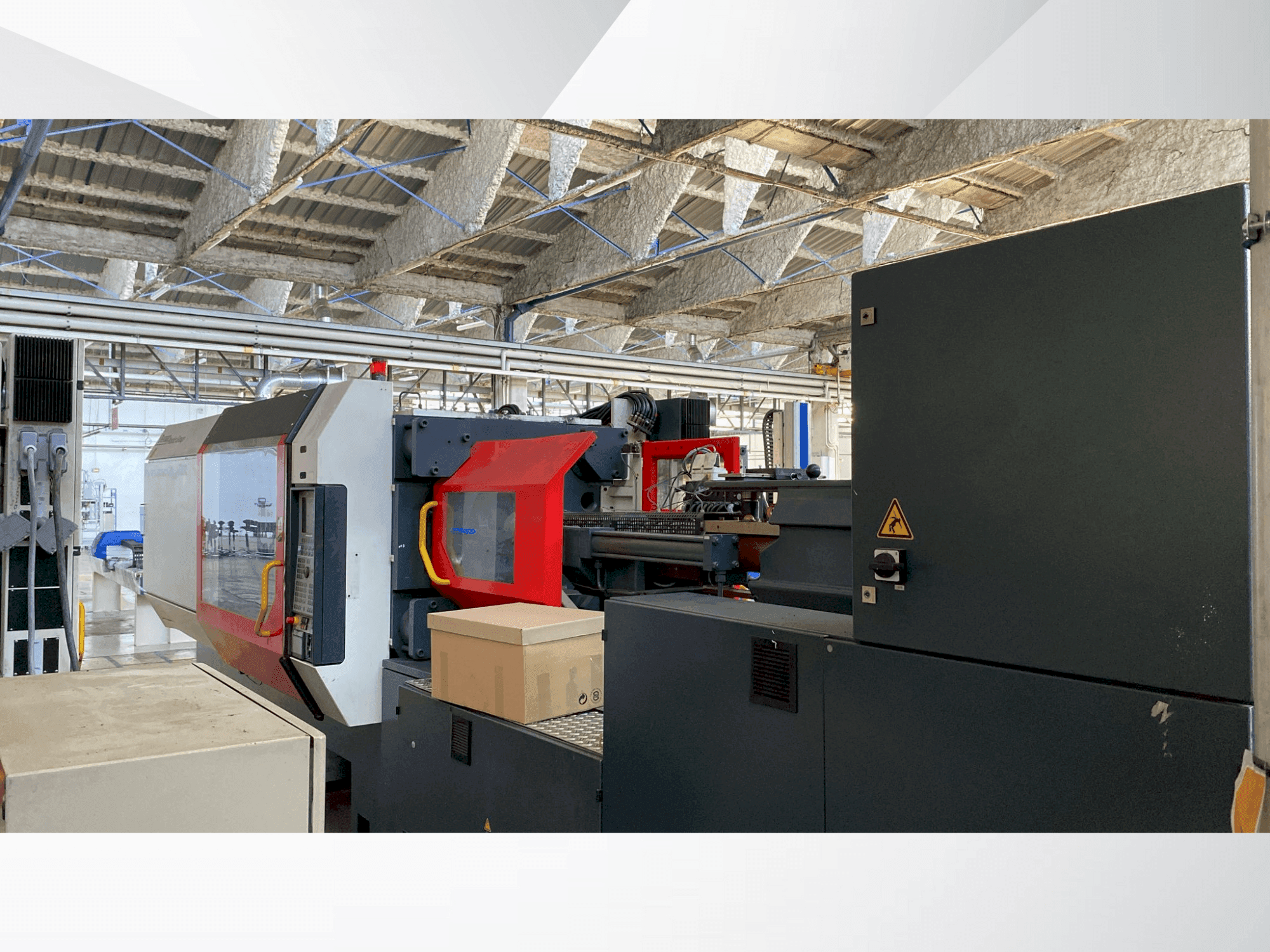 Вид станка DEMAG Ergotech System 420-1450 спереди