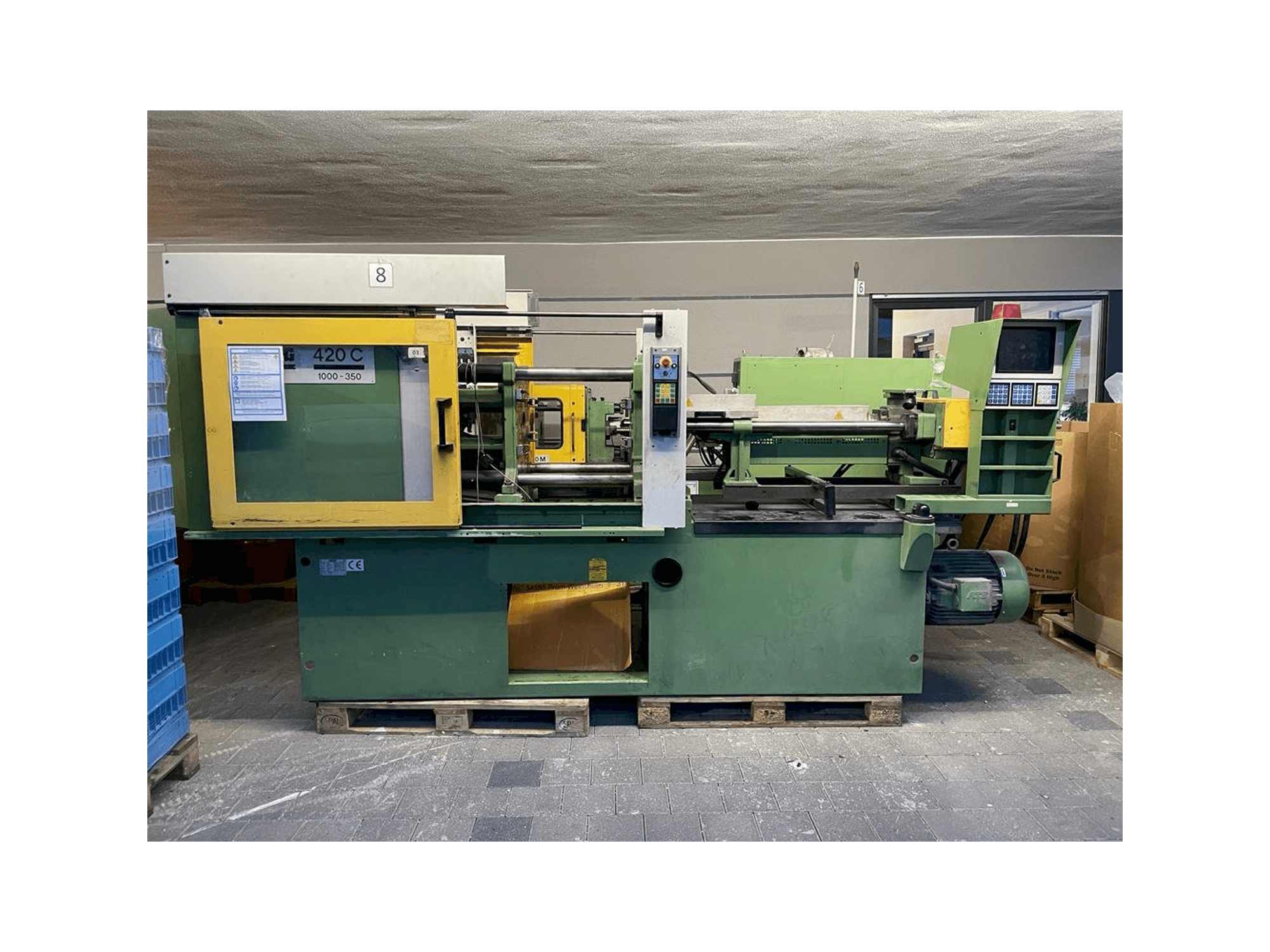 Вид станка Arburg 420C mit спереди