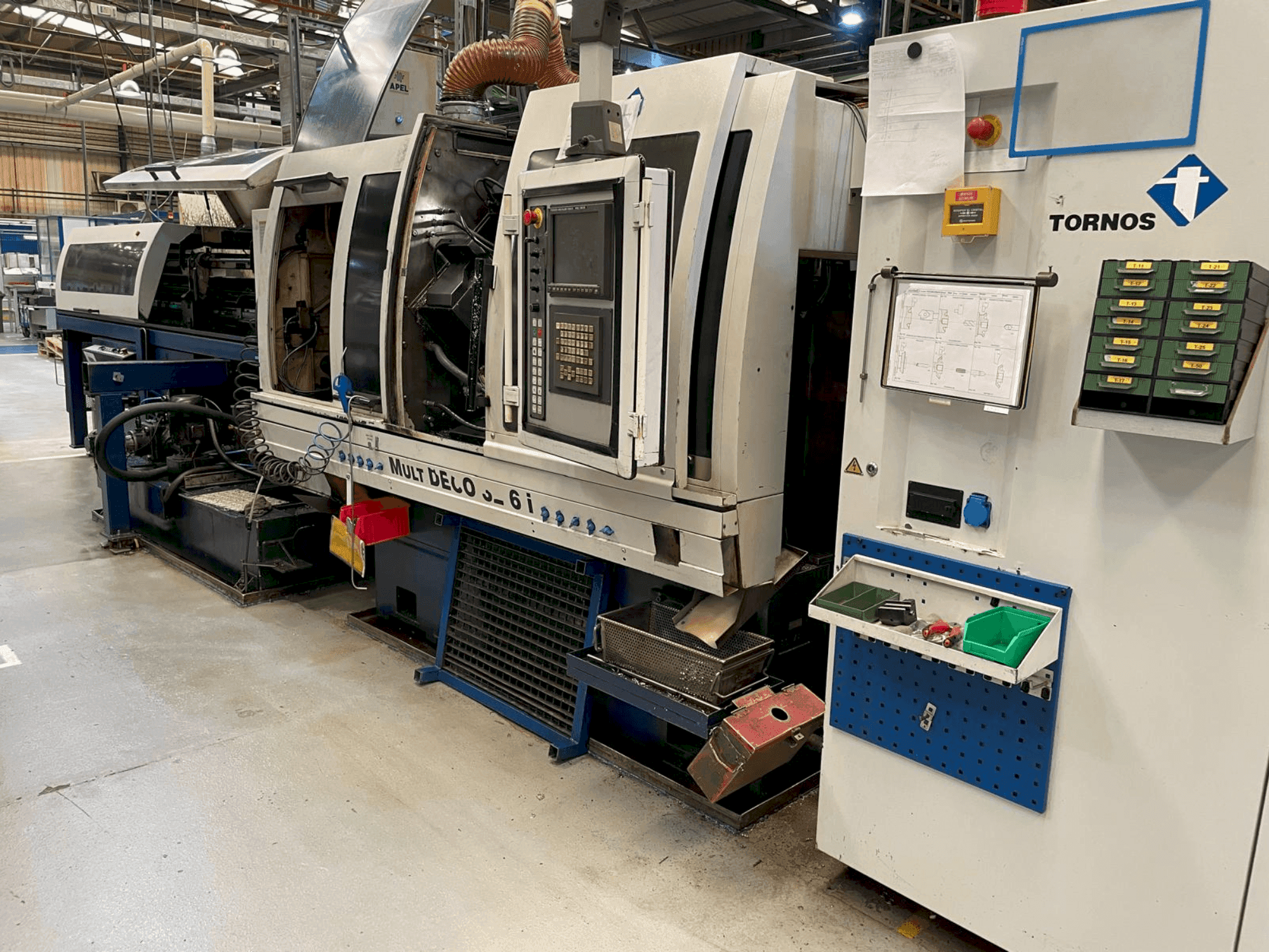 Вид станка TORNOS MultiDeco 32/6i спереди