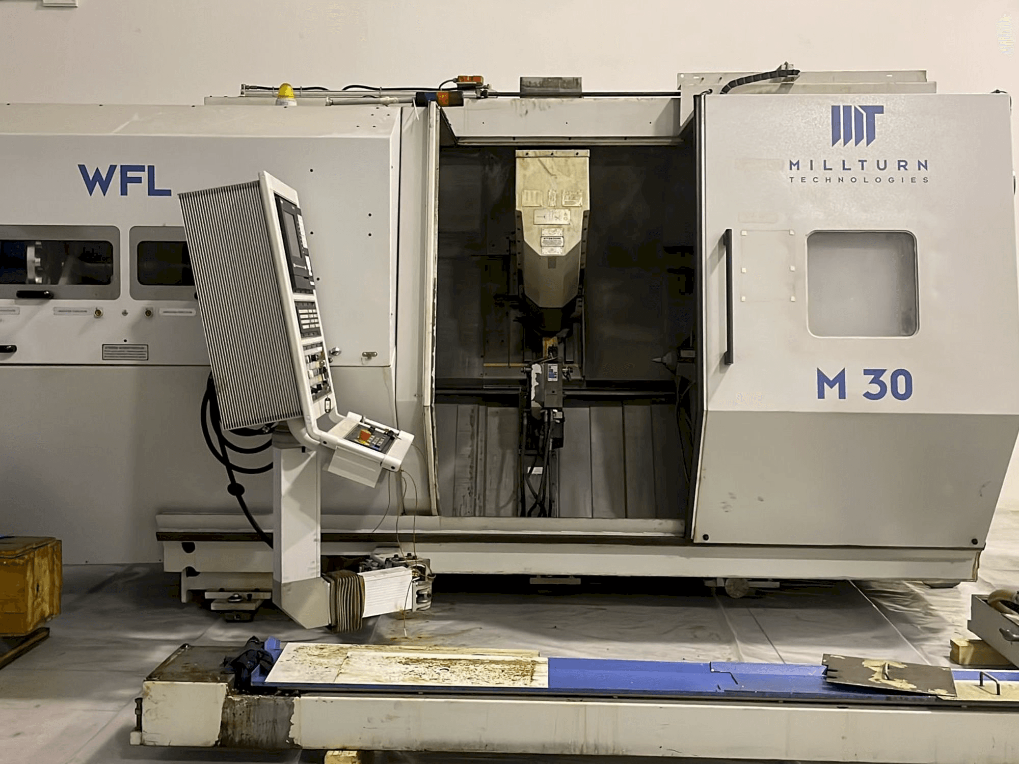 Вид станка WFL Millturn M30 спереди