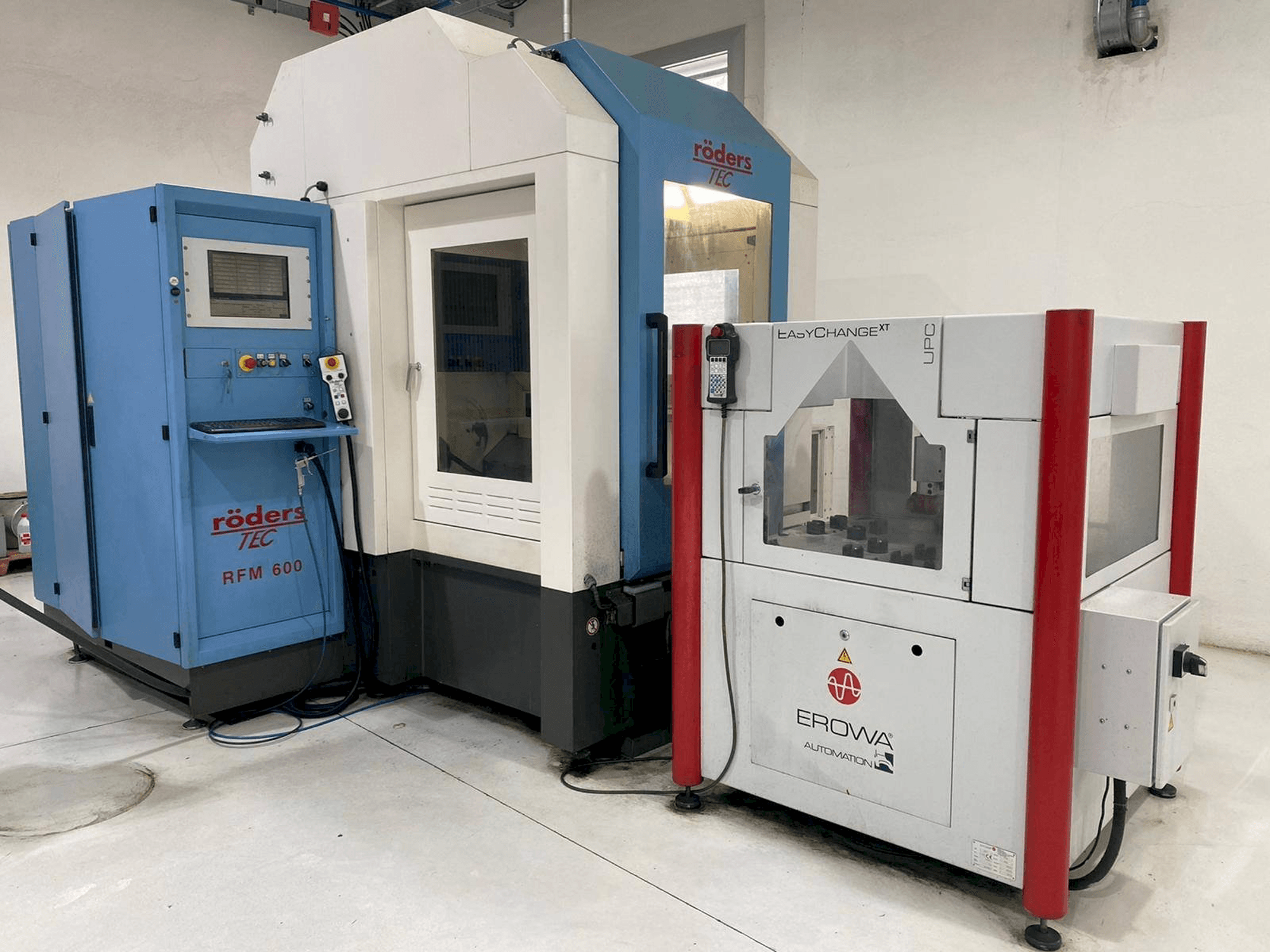 Вид станка Roders RFM 600 спереди