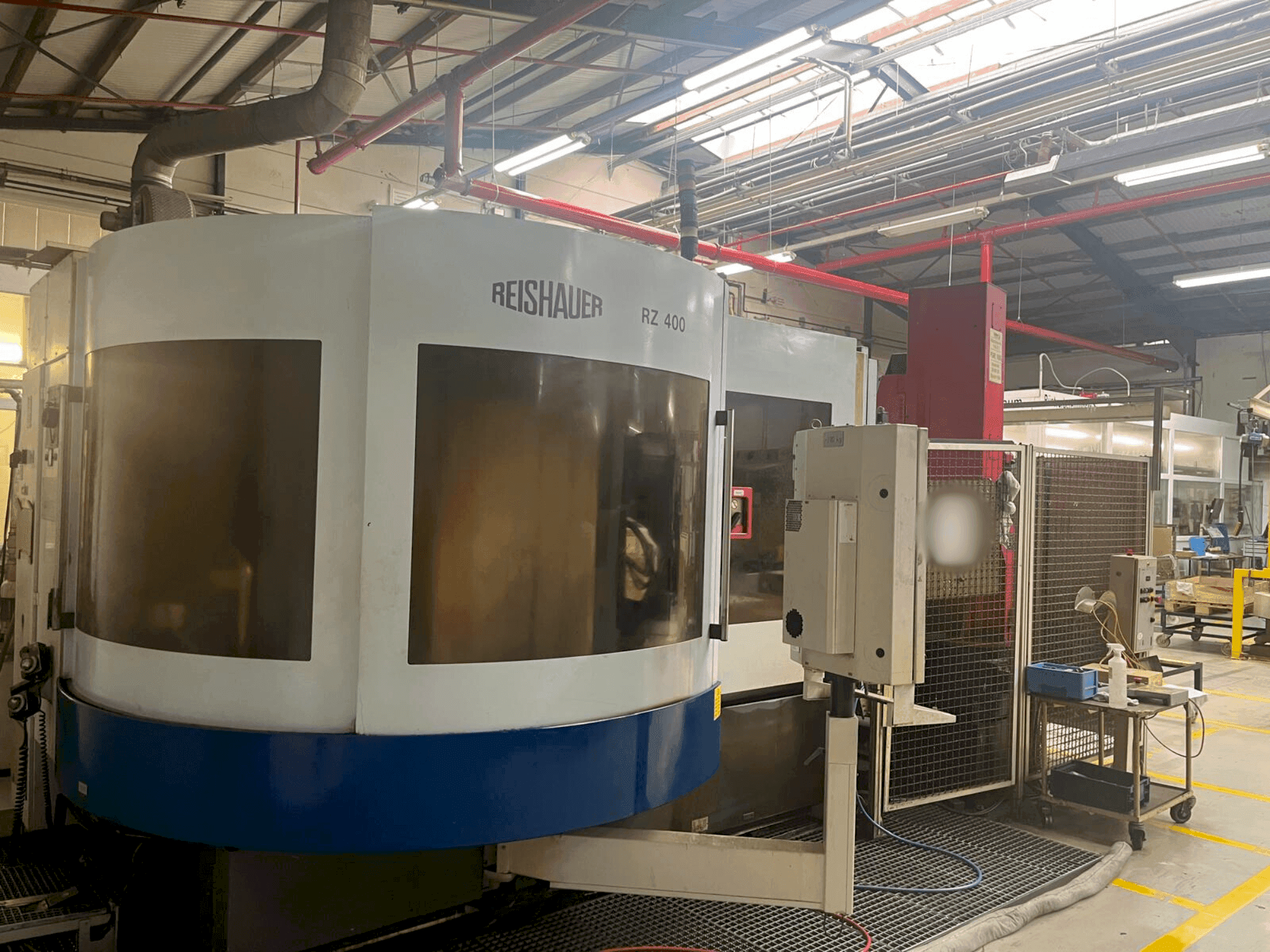 Вид станка Reishauer RZ 400 спереди