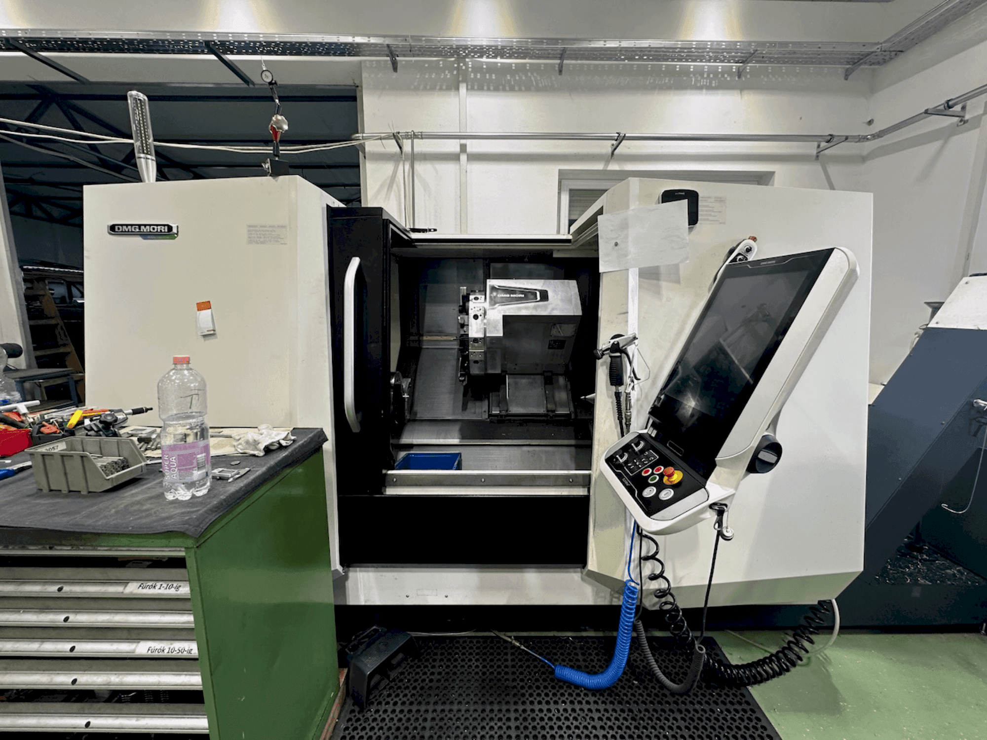 Вид станка DMG MORI CLX 450 V4 спереди