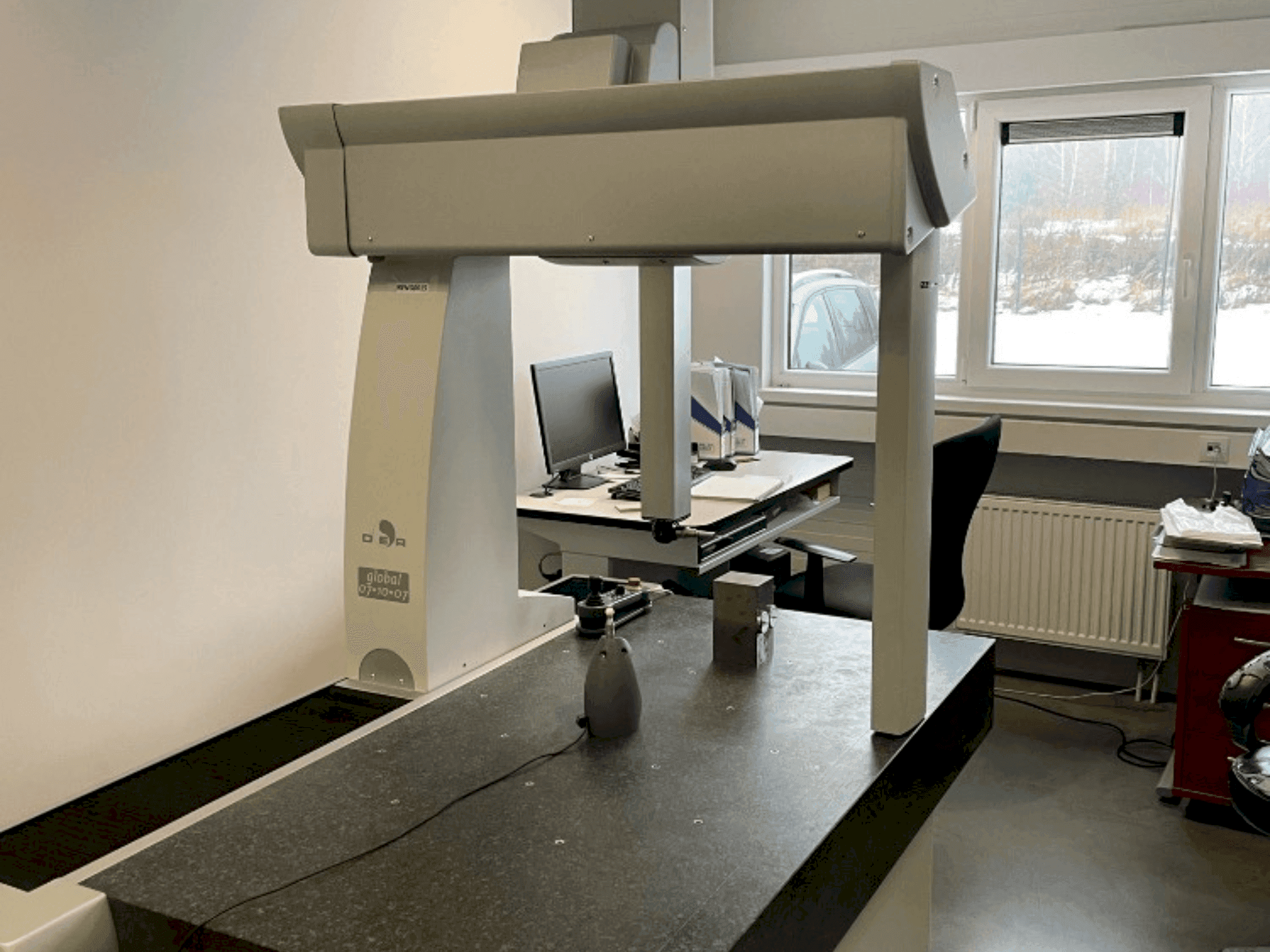 Вид станка Hexagon Global 07.10.07 спереди