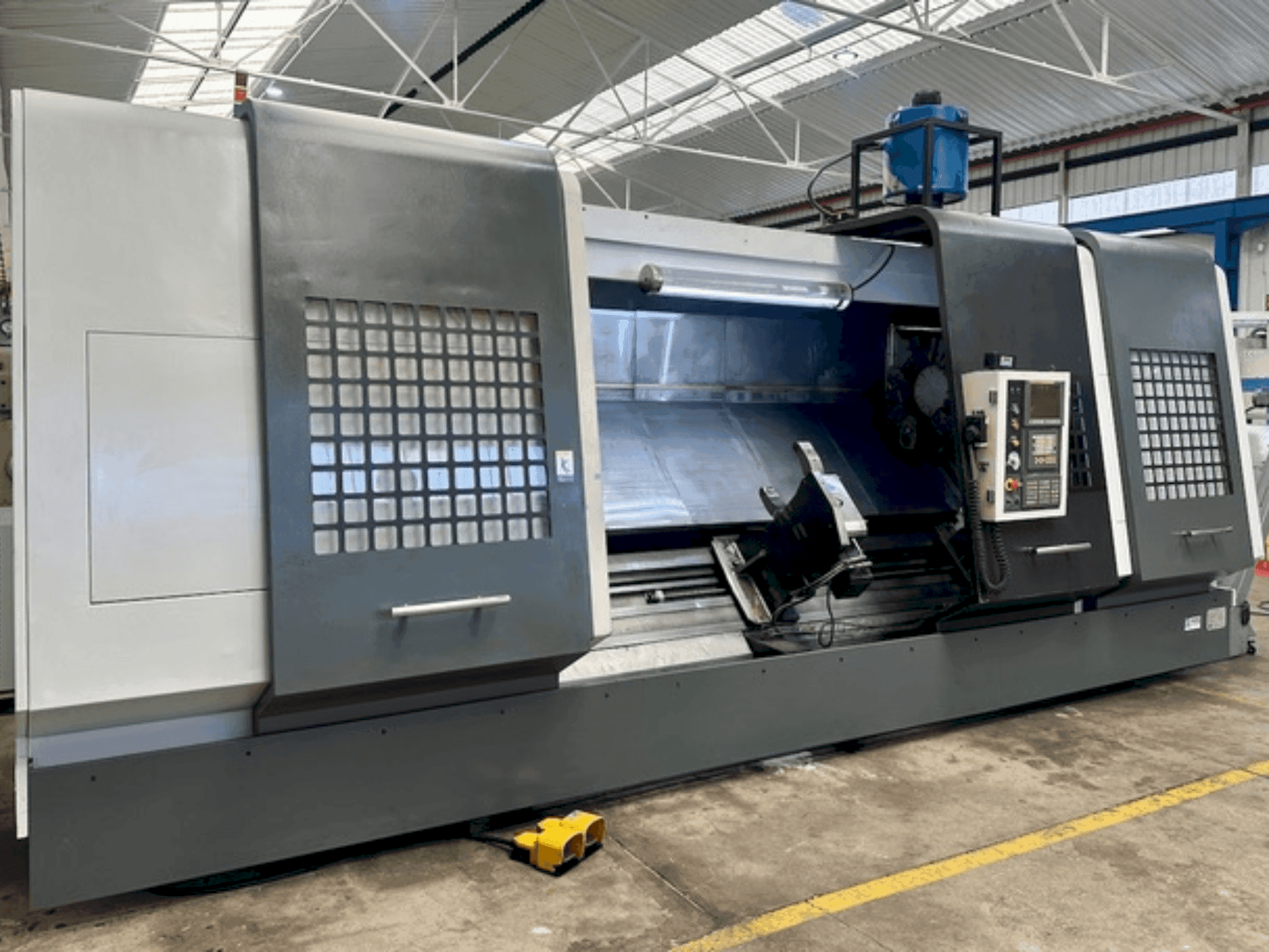 Вид станка SMTCL HTC 63300 спереди