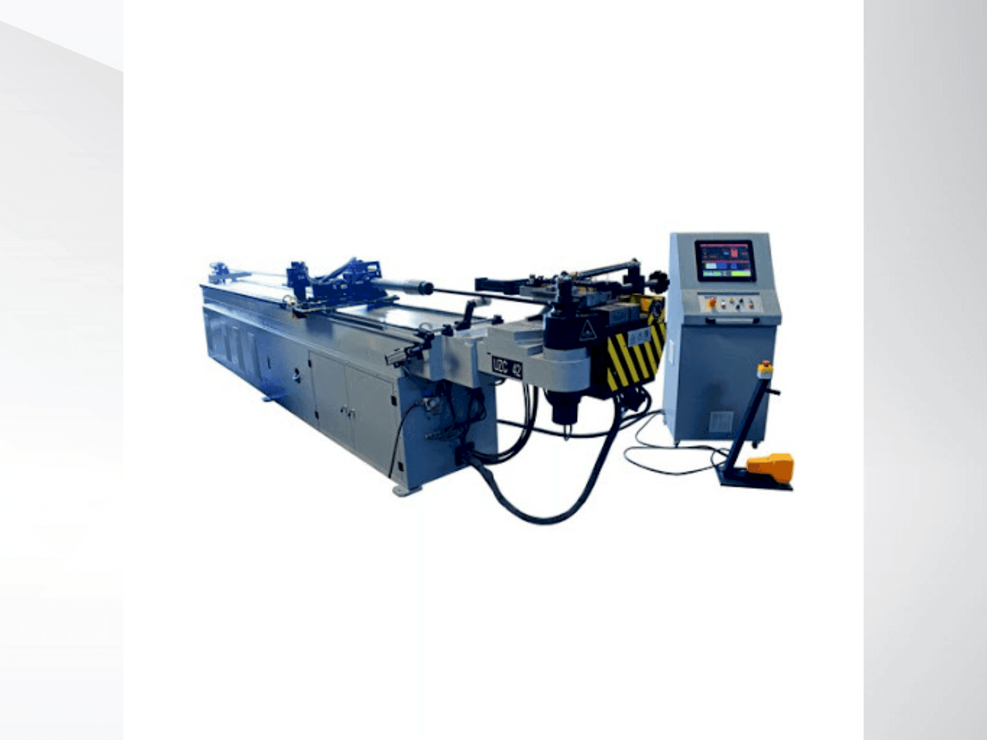 Вид станка UZMA UZN 90 спереди