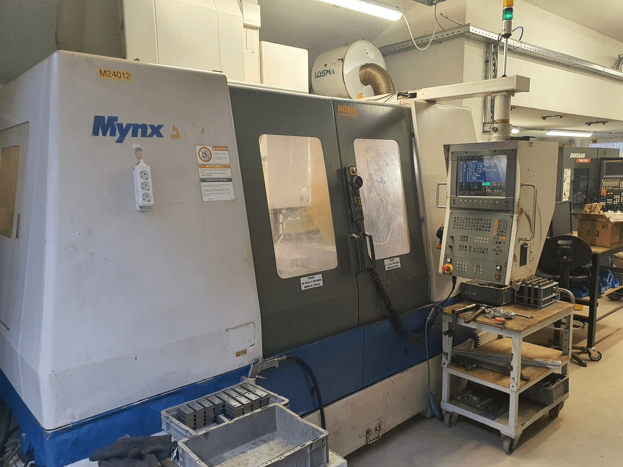 Вид станка DAEWOO Mynx 50 спереди